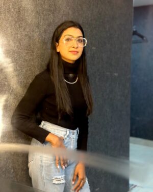 Abeneya Nethran Instagram - Remember!! YOU are beautiful the way You Are 🥰🫂❤️

#instagood #abeneya #kanaakaanumkaalangal