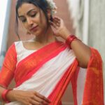 Abeneya Nethran Instagram – 🤍

Captured by – @sk24official 

#abeneya #sareelove #traditional #instagram #trendsetter #explorepage #indianoutfit #fyp
