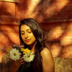 Abeneya Nethran Instagram - 🌺🖤🥀 📸 @kikis.visuals #abeneya #photoshoot #instagood #aesthetic