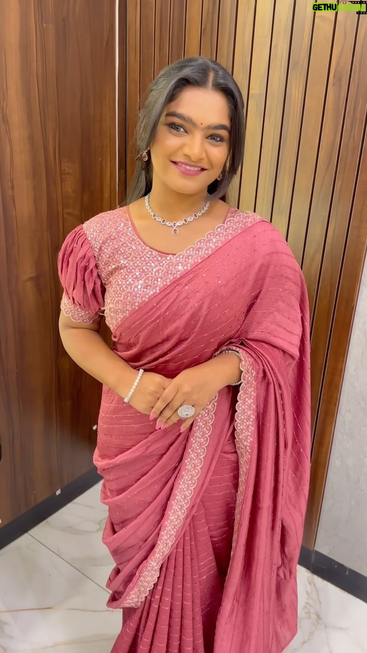 Abi Nakshathra Instagram - Makeup done by maha makeover artist @anandavikatan award 🥇 function Makeup booking 9551915915