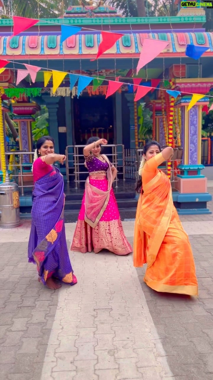 Abi Navya Instagram - Thabakku thabaku kya bola 😍😂😂😂 @subhageet @nilagracy_official Costume from @thorkal_couture_official