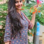 Abi Navya Instagram - Just for the song❤️❤️ beautiful kurti set from @aaryes.collection 🥰🤩 #myhometown❤️