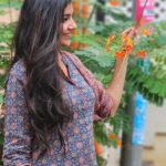 Abi Navya Instagram – Just for the song❤️❤️ beautiful kurti set from @aaryes.collection 🥰🤩 

#myhometown❤️