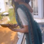 Abi Navya Instagram - Loved this saree @dailyshoppingzone_ pls follow and grab ur orders soon ❤️❤️❤️ #dailyshopping#newcollections#sareecollections#sareelover#offerdableprice#lowcostsarees❤️❤️❤️