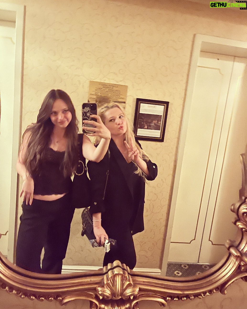 Abigail Breslin - 4.9K Likes - we got nerve.