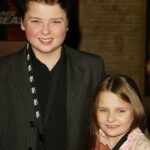 Abigail Breslin Instagram – Happy birthday to my big brother @ohnospenny
‘Tis a little sisters duty to embarrass her older siblings so here are some of our iconic red carpet fashion moments. LOVE U SPENCY!!!!!