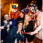 Abigail Breslin Instagram - Thank you @unistudios for treating us to a scare-tastic evening at #halloweenhorrornights !!!!!!