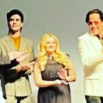 Abigail Breslin Instagram - reposting this pic to confirm that yes- I am indeed perpetually the shortest person in every room.