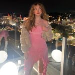 Abigail Zoe Lewis Instagram - With Love 💗🌷 xoxo #valentinesday #explore #explorepage