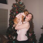 Abigail Zoe Lewis Instagram - Merry Christmas ~ Xoxo ♥️🎄☃️ #christmas #holidays #explore
