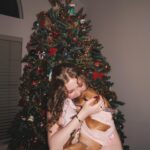 Abigail Zoe Lewis Instagram - Merry Christmas ~ Xoxo ♥️🎄☃️ #christmas #holidays #explore
