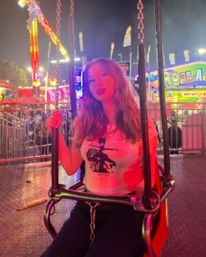 Abigail Zoe Lewis Instagram - (Fair)well summer 23’ 🎡🫶🏻✨

#ocfair #summer #explore