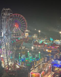 Abigail Zoe Lewis Instagram - (Fair)well summer 23’ 🎡🫶🏻✨ #ocfair #summer #explore