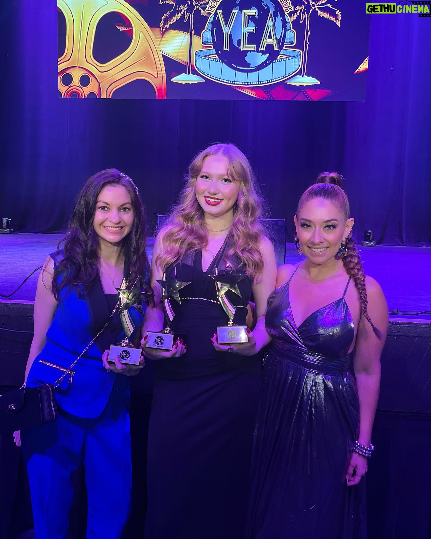 Abigail Zoe Lewis Instagram - I’m so grateful for receiving these two awards for “Best young actress in a voice over performance” & “Best young actress in a commercial” thank you so much to the @yeaawards 🤍 #yeaawards #youngentertainerawards #actress