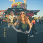 Abigail Zoe Lewis Instagram - Oc fair, yes pls 🤞🏻🎡 #explore #ocfair