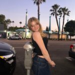 Abigail Zoe Lewis Instagram - with luv 🖤 #explore #carwash