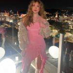 Abigail Zoe Lewis Instagram - With Love 💗🌷 xoxo #valentinesday #explore #explorepage