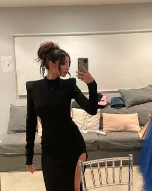 Abril di Yorio Instagram - tarde pero seguro: una de la met