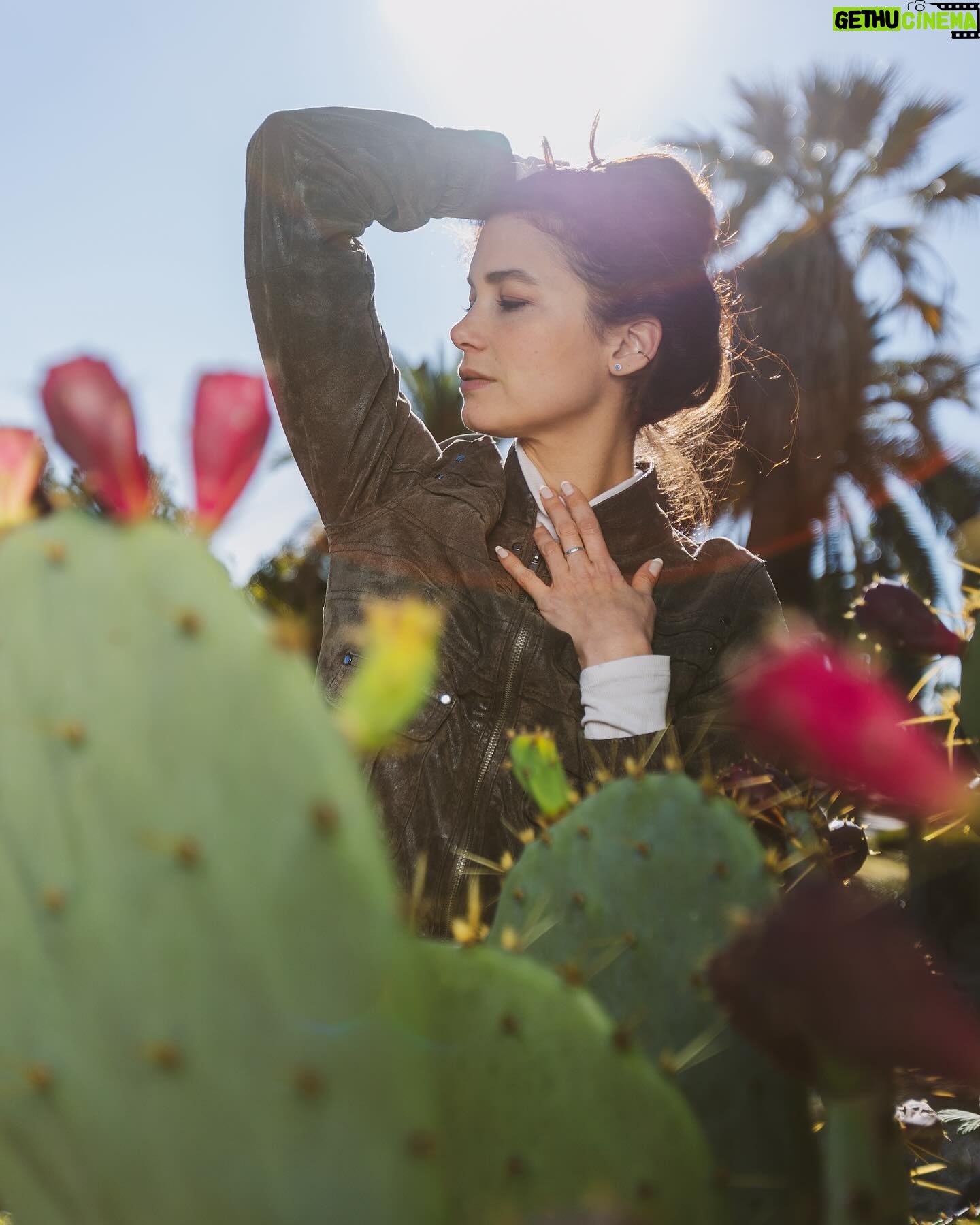Abril Schreiber - 3 Likes - 🌵SUNDAY
📸By @nadvagu
#Barcelona ☀️