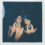 Adèle Castillon Instagram - Merci @amazonmusicfr de m’avoir donné l’impression d’être une popstarrrrr 🧘🏻‍♀️ Pour les retardataires j’ai sorti une session live de Gabrielle sur ma chaîne YouTube ✨✨