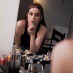 Adèle Castillon Instagram - @rabanne merci pour l’invitation ❤️‍🔥 #rabannemakeup