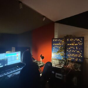 Adèle Castillon Instagram - L’album est sorti il y a un mois 🎉 Merci pour tous vos retours, tous les messages que j’ai reçu ces dernières semaines qui me font extrêmement plaisir

On a bossé comme des acharnés sur ce projet et on continue encore aujourd’hui ❤️‍🩹 J’espère vous croiser nombreux sur la tournée !