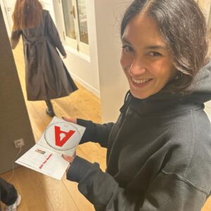 Adèle Castillon Instagram - L’album est sorti il y a un mois 🎉 Merci pour tous vos retours, tous les messages que j’ai reçu ces dernières semaines qui me font extrêmement plaisir

On a bossé comme des acharnés sur ce projet et on continue encore aujourd’hui ❤️‍🩹 J’espère vous croiser nombreux sur la tournée !