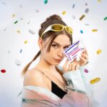 Adèle Castillon Instagram - Voilà, mon premier album « Plaisir Risque Dépendance » est à vous. Il y a une énorme partie de moi dedans, prenez en soin.