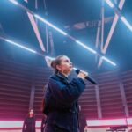 Adèle Castillon Instagram - Merci @amazonmusicfr de m’avoir donné l’impression d’être une popstarrrrr 🧘🏻‍♀️ Pour les retardataires j’ai sorti une session live de Gabrielle sur ma chaîne YouTube ✨✨