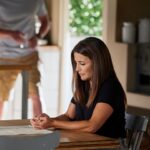 Ada Nicodemou Instagram - Leah is back in the bay but things are definitely not fine between her and Justin @homeandaway @channel7 @7plus