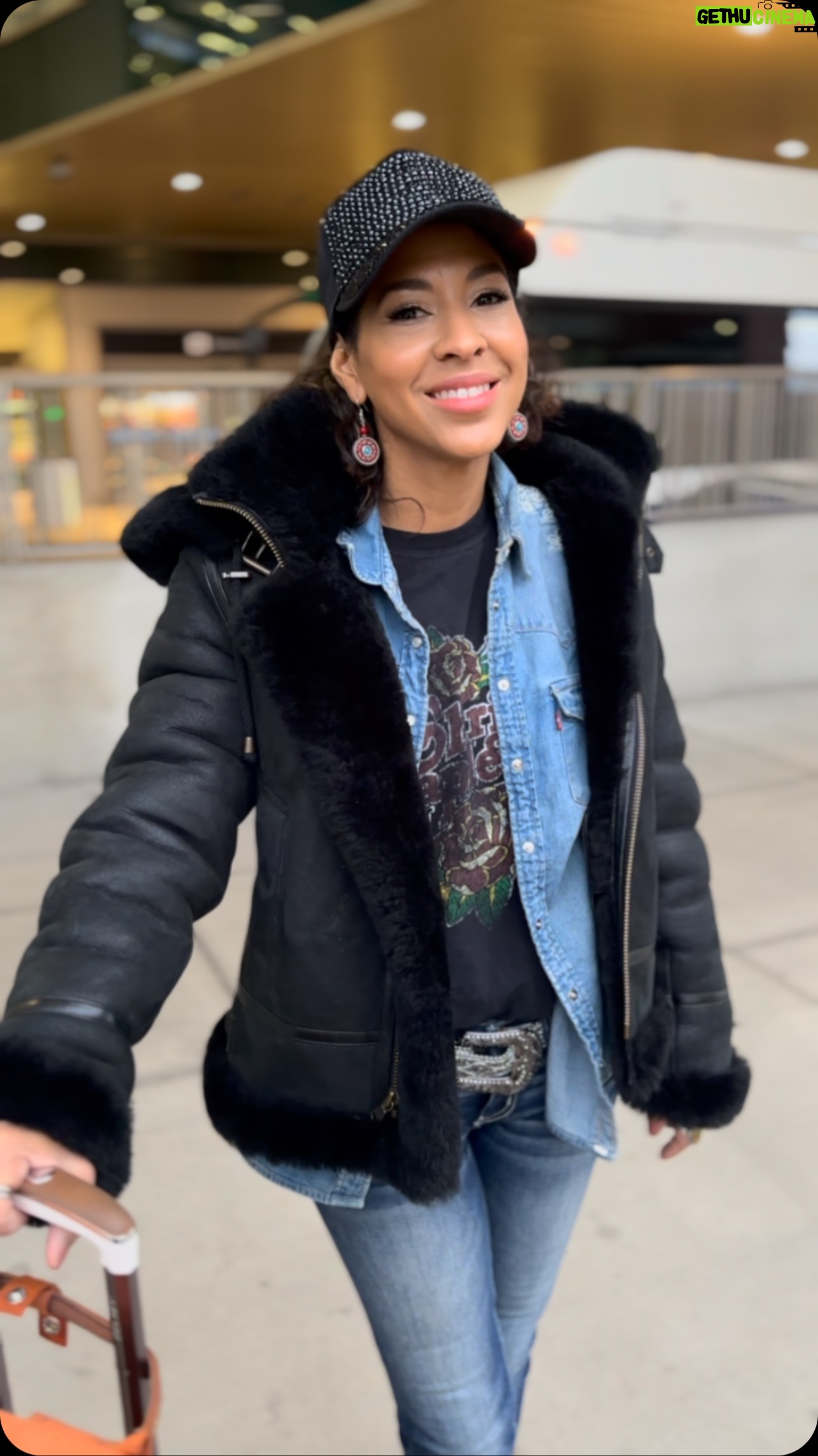 Adassa Instagram - Time to head home and love on my family but thank you to Bart, Scott, Erin, Nikki and the entire DB and BYU teams for allowing me to spend the last few days with you. What a powerful experience. And, I can’t wait to be back in June! #travel #utah #adassaofficial
