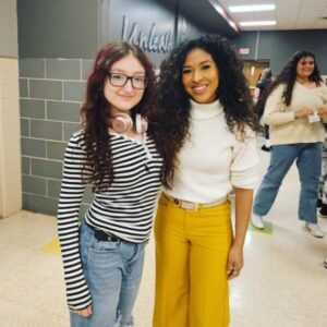 Adassa Instagram - Spent a wonderful ☀️day @greececentralschooldistrict in Rochester #ny thank you for your hospitality and the wonderful talents I had the pleasure to listen to from your amazing students! #kids #doloresmadrigal #adassaofficial