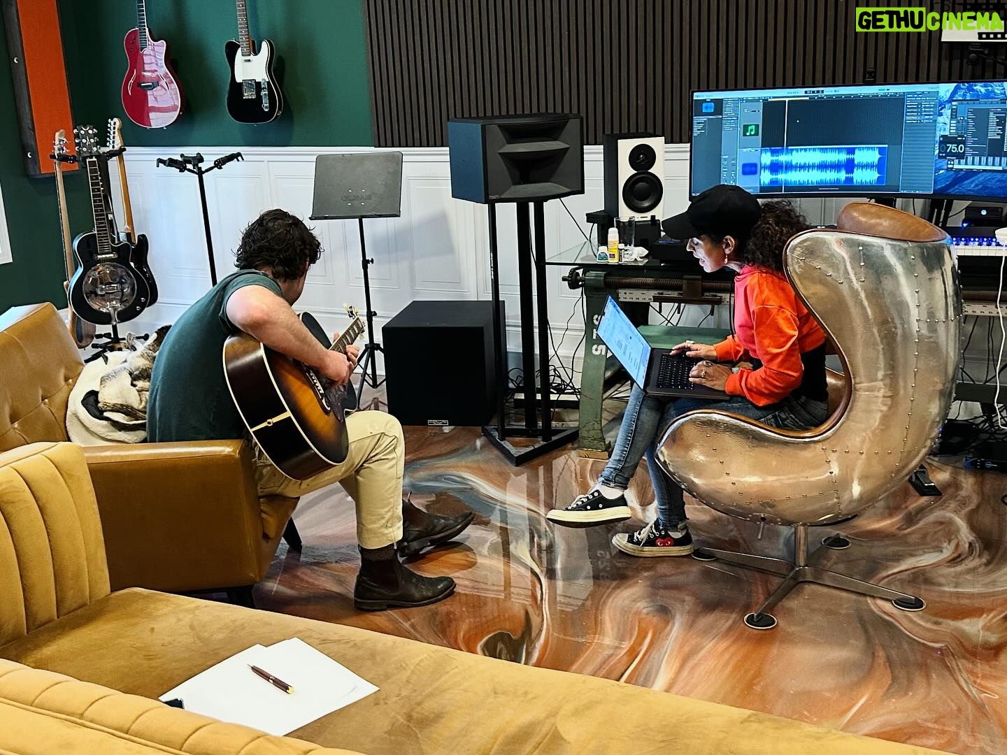 Adassa Instagram - Working with Tim was such a joy, collaborations are just amazing, you never know the music you’ll make! #songwriting #collaboration #adassaofficial 🎶 @candianigabriel loved 💕 the track 👏