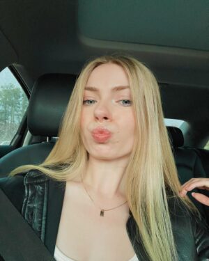 Addy Miller Instagram - golden like daylight