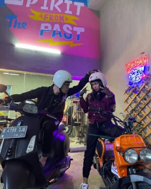 Ade Yunita Instagram - teman hidup semati 🙊😋