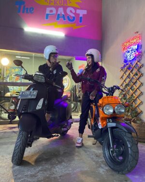 Ade Yunita Instagram - teman hidup semati 🙊😋