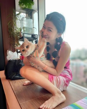 Adela Sou Instagram - 來自 #樹娃 的鄭重拒絕 ⛔️
真是有脾氣的小貓咪🐈

奈何麻mi太愛你了💕 #福徳春樹
@fukutokuharuki