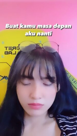 Adila Fitri Instagram - Siapa masa depannya ya?