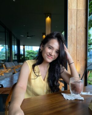 Adila Fitri Instagram - minggu hari selamat ☀️