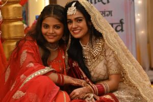 Aditi Sanwal Instagram - “Love is beautiful, sisterhood is better.”

♥️🌸💕🍭🩷

PoV: last slide is my love to Meera di ♥️🥰

#meera #bittu #smriti #new #post #insta #explore #deewani #dangal #show #looks #sisters #love #instagram #instadaily #beauty