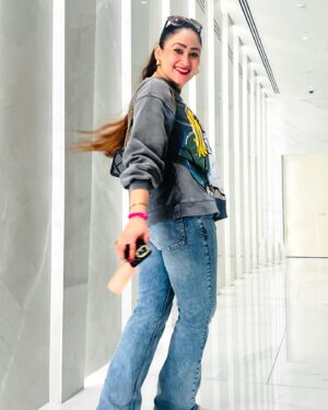 Aditi Sajwan Instagram - 😄🤭 #khudhikhud