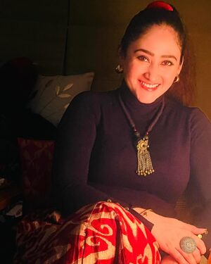 Aditi Sajwan Instagram - 🌹🎻
