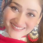 Aditi Sajwan Instagram - Teri Khushboo Se Saara Ghar Mehke 🌹 #aditireels