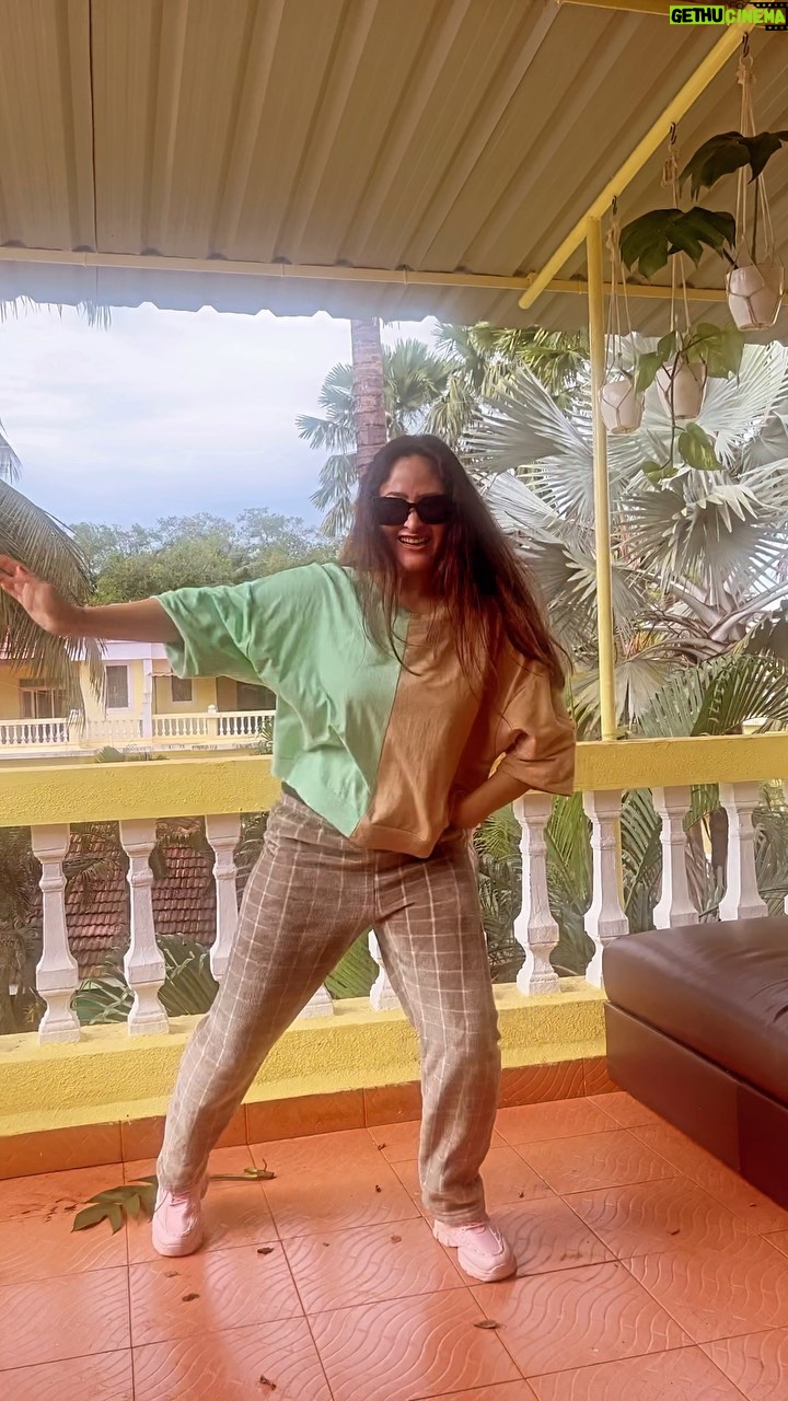 Aditi Sajwan Instagram - Mae Pahadi #gulaabisharara #pahadisong #garhwali