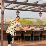 Aditi Sajwan Instagram – Missing my retreat 🏔️
Mountains or beach vacay ? What do you crave for ??🫶🏻