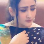 Aditi Sajwan Instagram – Mae uski saari aadatein apna raha tha..💕
#aditireels #romantic #shayari