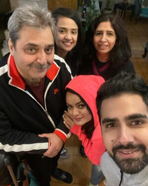 Aditi Singh Sharma Instagram - Too many emotions, too many feelings, too much love, soooo many memories & sooooo much to celebrate and be greatful for !! Thank you God for giving me your best angel as my #bestfriend .. it must have been SO hard to make this ‘almost’ perfect piece, no wonder you don’t make ‘em like him anymore !! 

Happy Birthday to my favourite rockstar, best human binz, the world’s number 1 #bff @gauravbalani .. I love you 3000. ❤️❤️❤️

#happybirthday #bestfriendsforever #happybirthdaybff #gauravbalani #aditisinghsharma