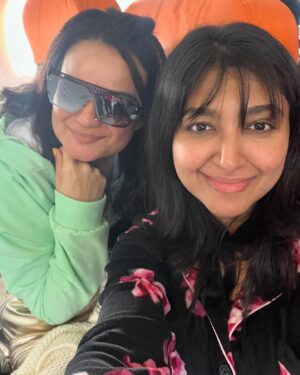 Aditi Singh Sharma Instagram - Always better together. ❤️🧿🎶

#MithoonLive