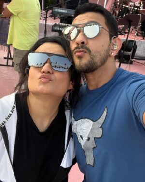 Aditi Singh Sharma Instagram - Always better together. ❤️🧿🎶

#MithoonLive