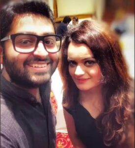 Aditi Singh Sharma Instagram - Diamond voice • Heart of gold • Pure soul • Happy Birthday #ArijitSingh .. only love & more love & so much more love to you. ❤️❤️❤️